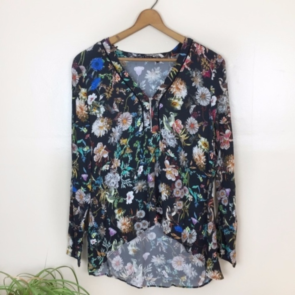 [Zara] Long Sleeve High Low Hem Black Floral Top